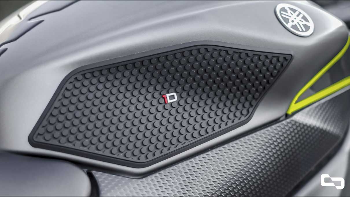 ONEDESIGN αυτοκόλλητα προστασίας ρεζερβουάρ, θα τα βρεις στο Wheel City