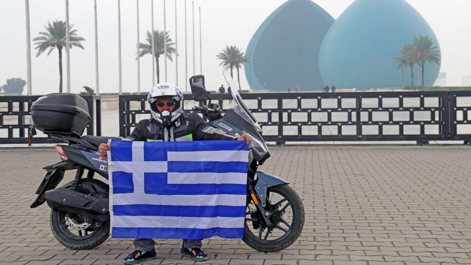 Στους δρόμους της Μέσης Ανατολής με SYM JOYRIDE 300