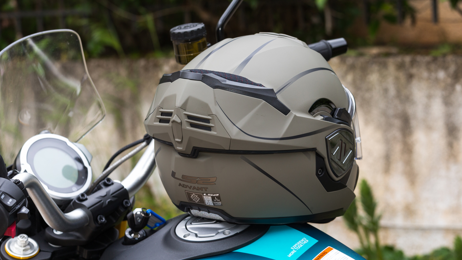 Test LS2 Advant: Αεροδυναμικό ακόμη κι ανοιχτό