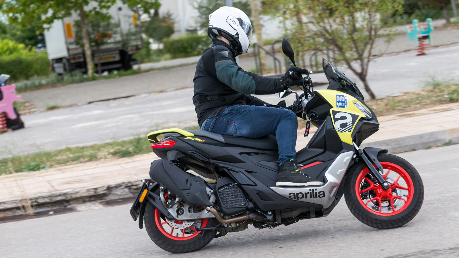 Aprilia SR GT 200 S - Test 