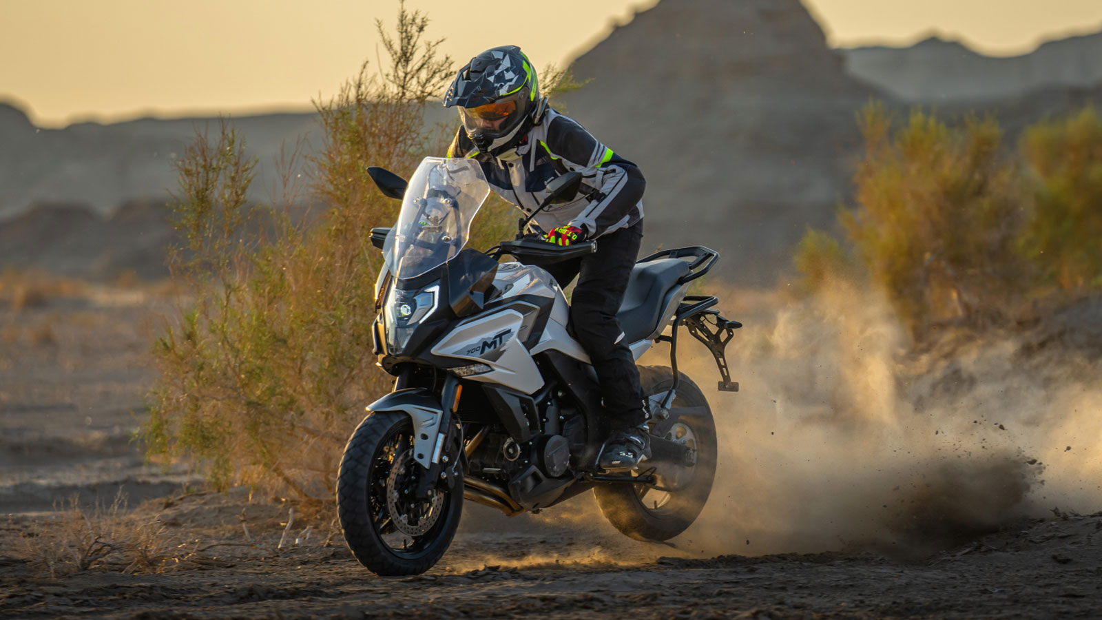 CFMOTO 700MT: Με πλούσιο εξοπλισμό στα 6.590 ευρώ!