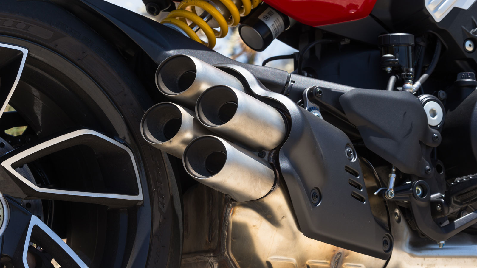 Ducati Diavel V4 - Test  