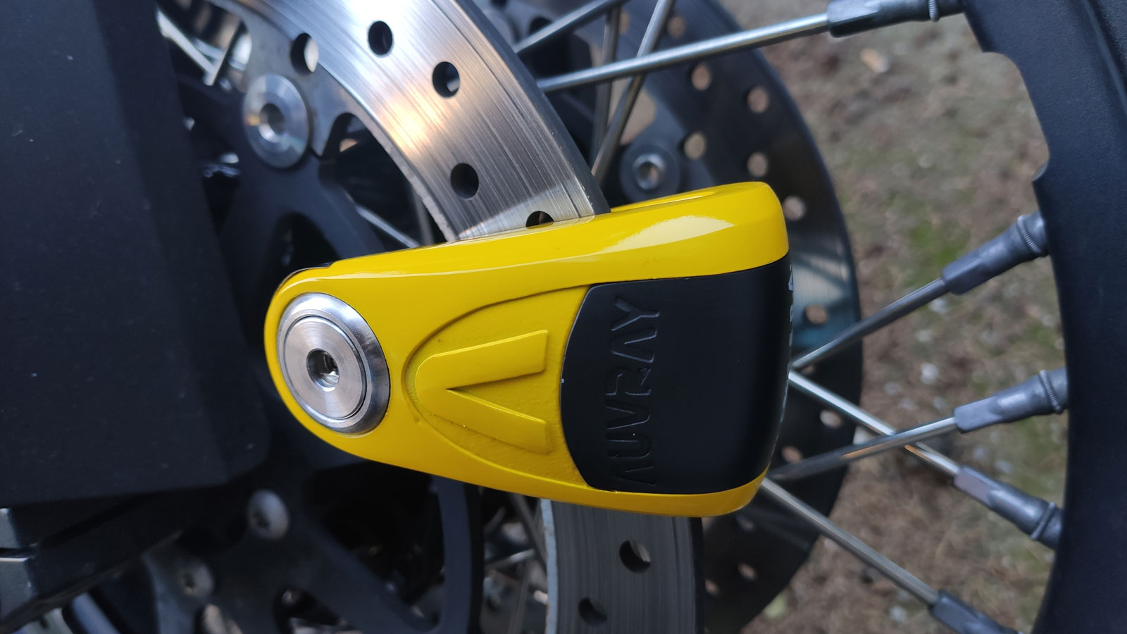 Παρουσίαση Auvray B lock 10: Κλειδαριά δισκοφρένου με συναγερμό