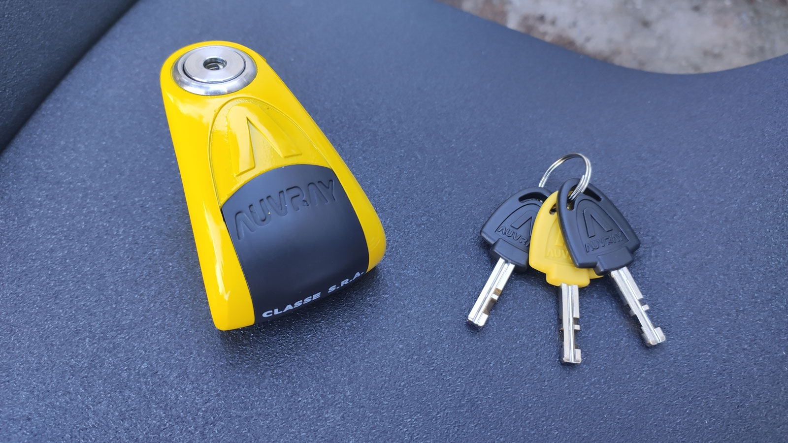 Παρουσίαση Auvray B lock 10: Κλειδαριά δισκοφρένου με συναγερμό