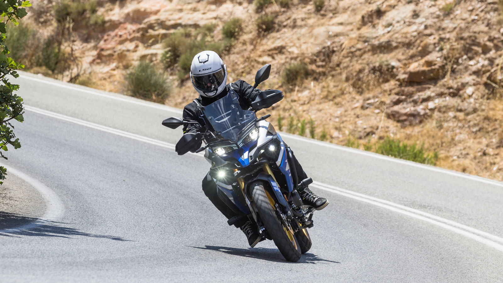 Ισχυρότερος κινητήρας, νέα εμφάνιση, βελτιωμένη εργονομία, πλουσιότερος εξοπλισμός και προσιτή τιμή.