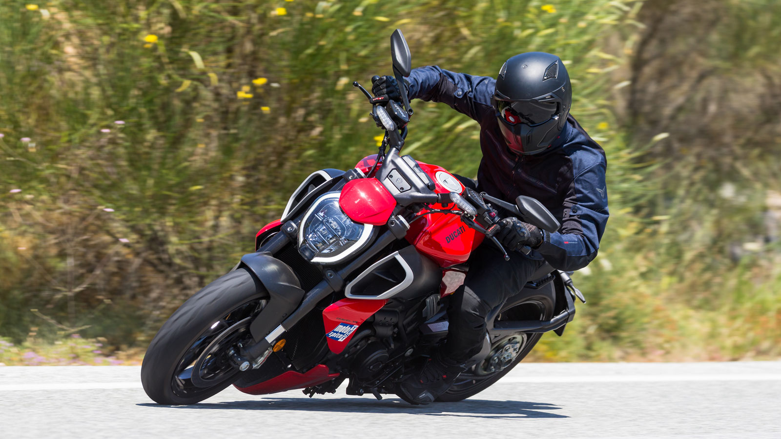 Ducati Diavel V4 - Test  