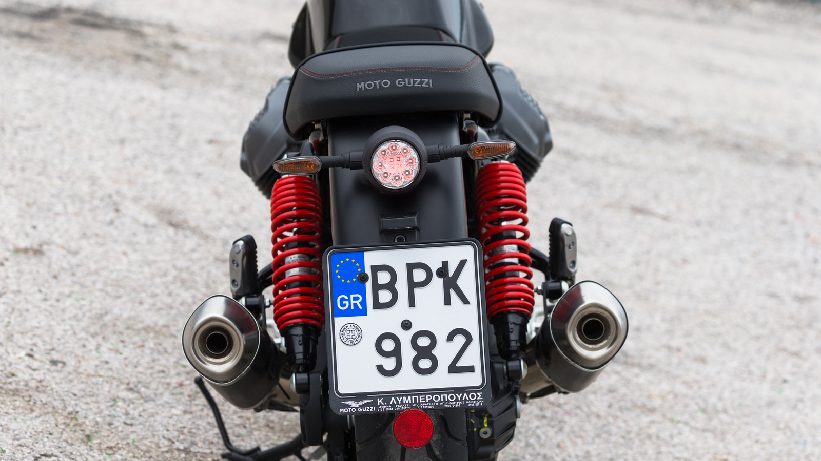 Moto Guzzi V7 Special Edition - Test