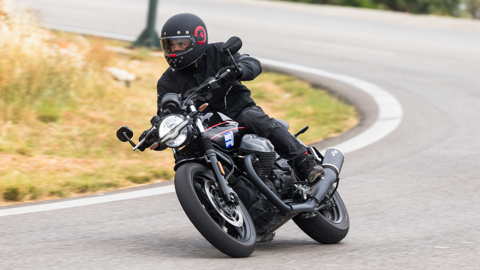 Moto Guzzi V7 Special Edition - Test