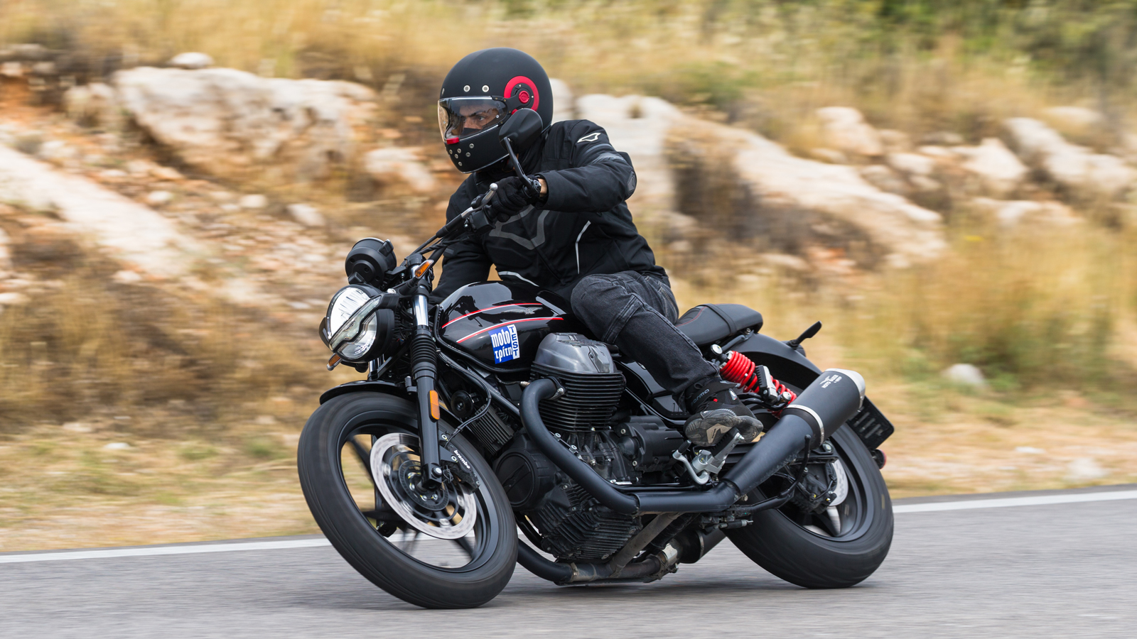 Moto Guzzi V7 Special Edition - Test