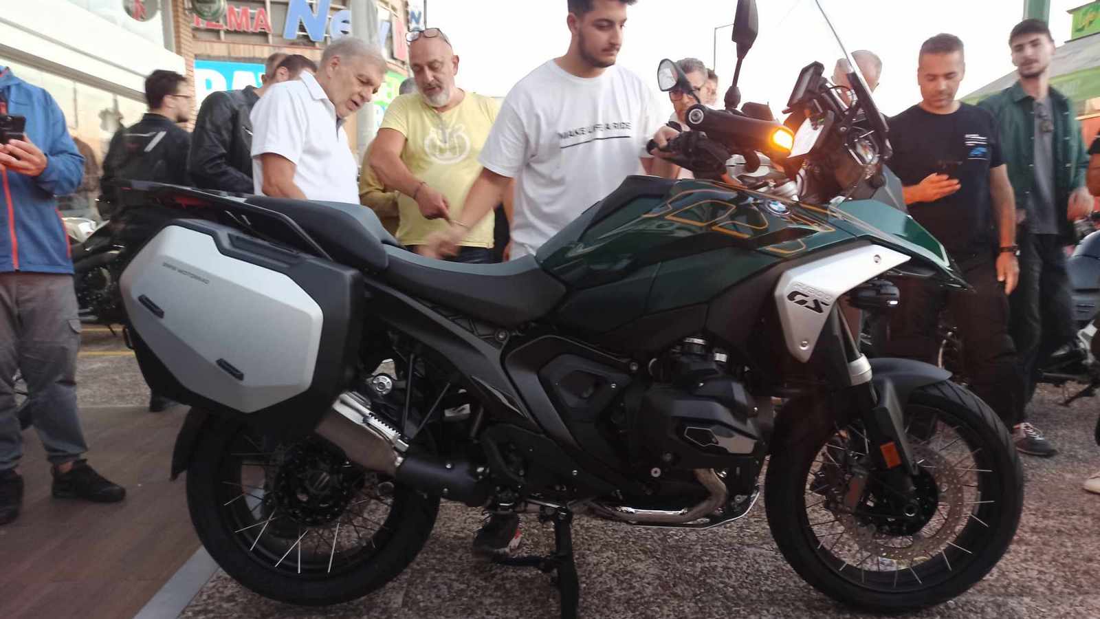 BMW R 1300 GS: Πρώτη παρουσίαση στην Ελλάδα - Τιμή και λεπτομέρειες