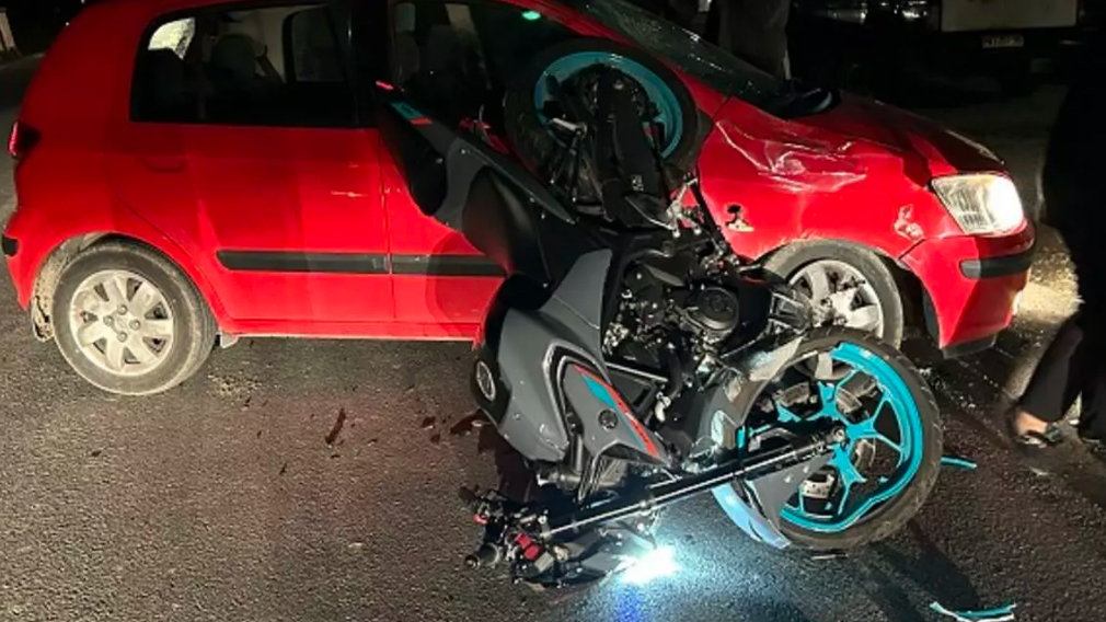 Τροχαίο στην Κρήτη: Σώθηκε από το κράνος