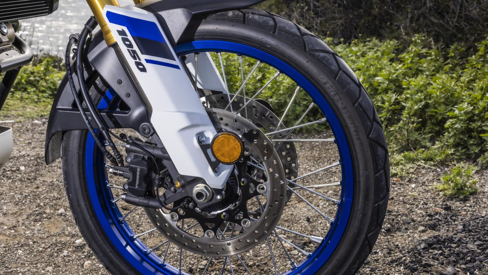 Suzuki V-Strom 1050 / 1050 DE: Οδηγούμε στο Λουτράκι