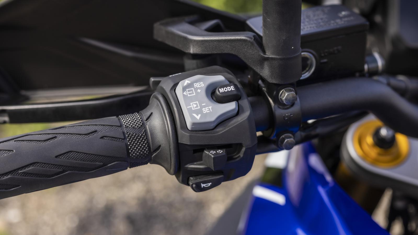 Suzuki V-Strom 1050 / 1050 DE: Οδηγούμε στο Λουτράκι