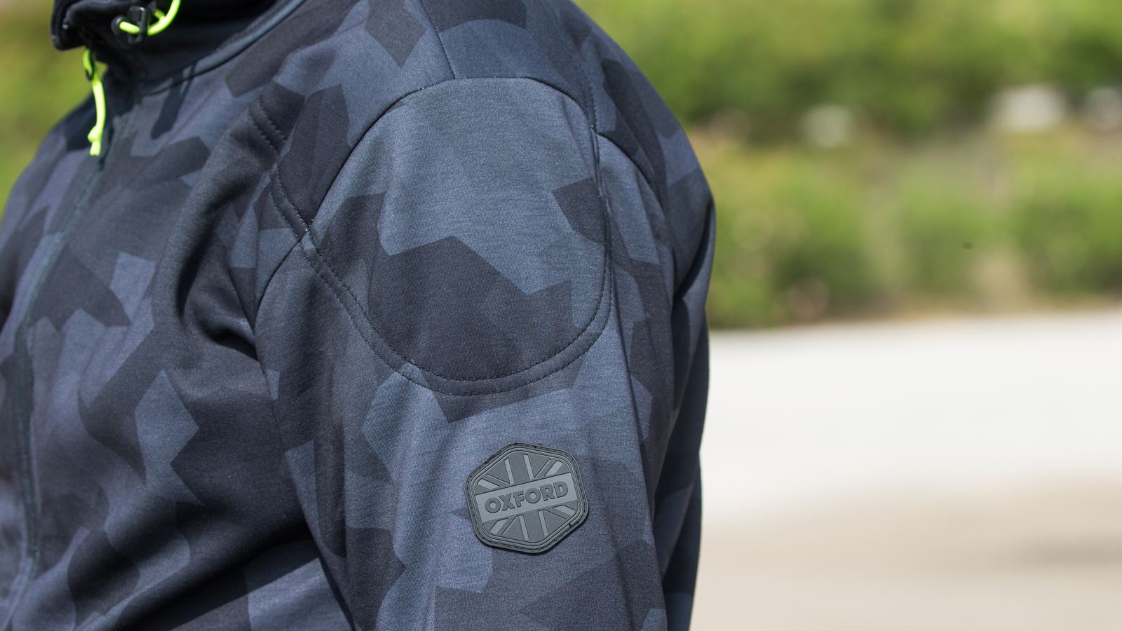 Test Oxford Super Hoodie 2.0: Casual έξω, τεχνικό μέσα