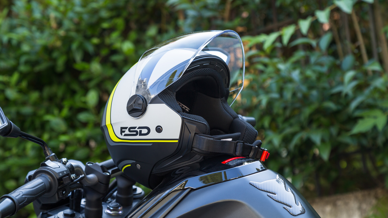 Test FSD FS-700: Με βάρος μόλις 1.110 γραμμάρια