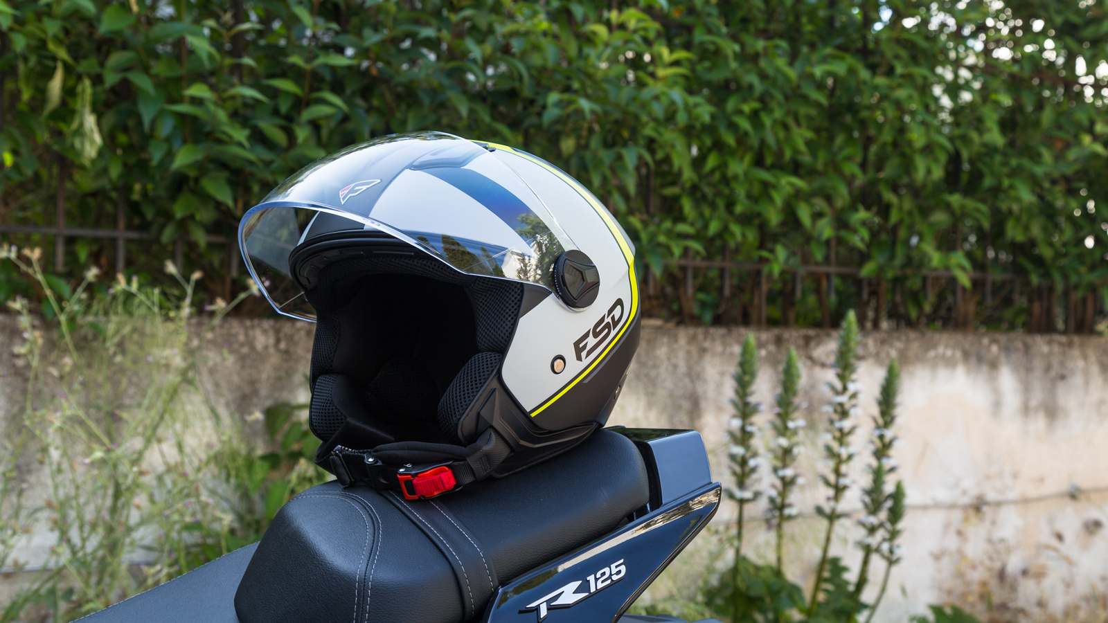 Test FSD FS-700: Με βάρος μόλις 1.110 γραμμάρια