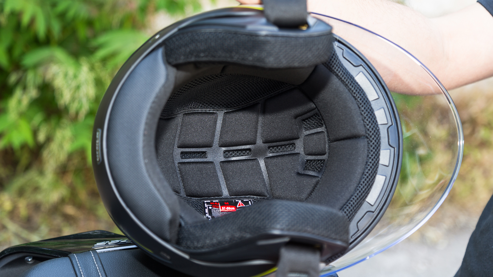 Test FSD FS-700: Με βάρος μόλις 1.110 γραμμάρια