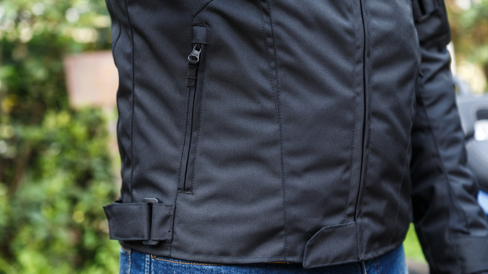 Test Furygan Yori: Διακριτικά σπορ και 3 εποχών