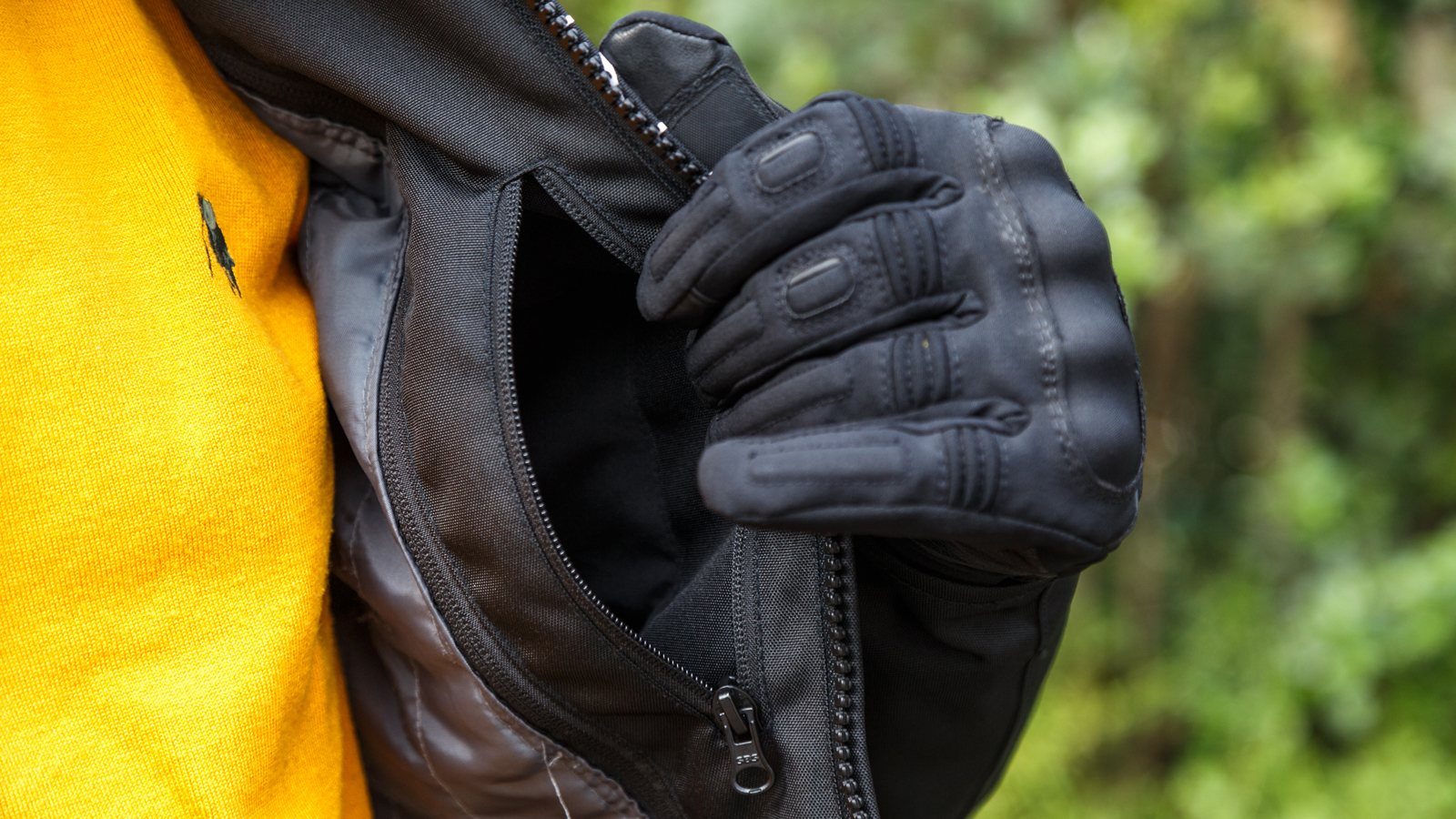 Test Furygan Yori: Διακριτικά σπορ και 3 εποχών