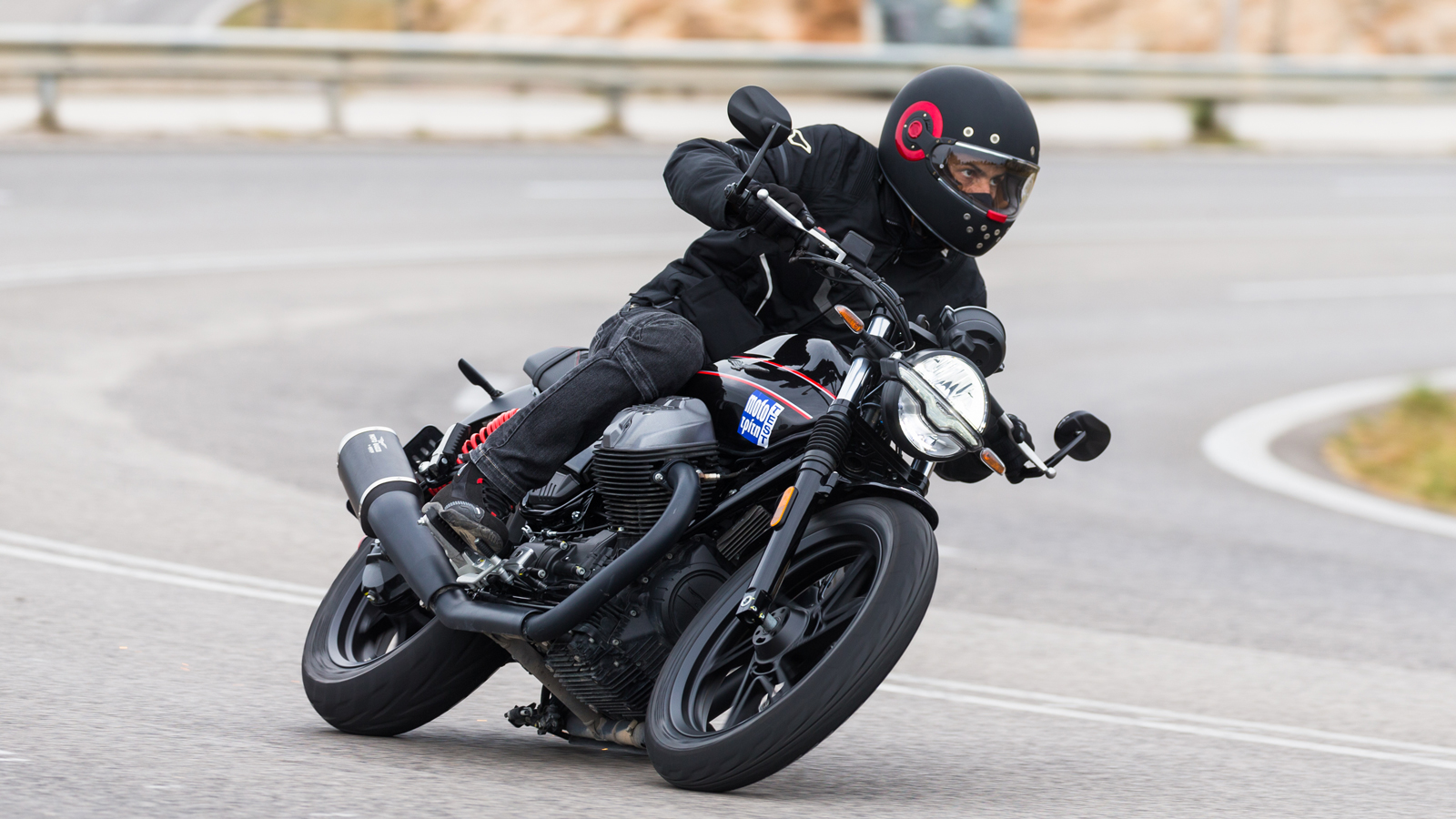 Test SMK Retro: Διαχρονικό μέσα κι έξω