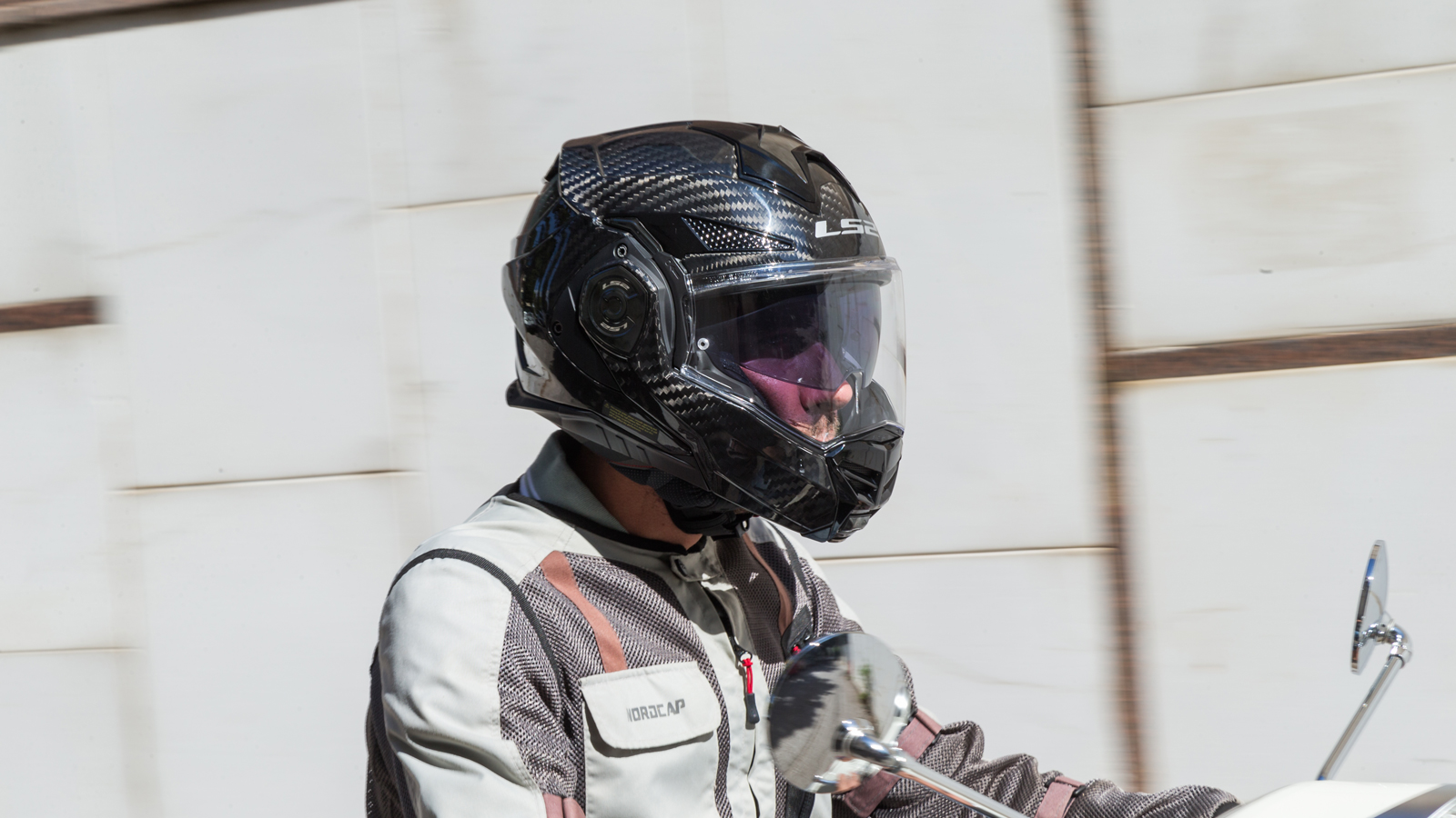 Test LS2 Advant X Carb