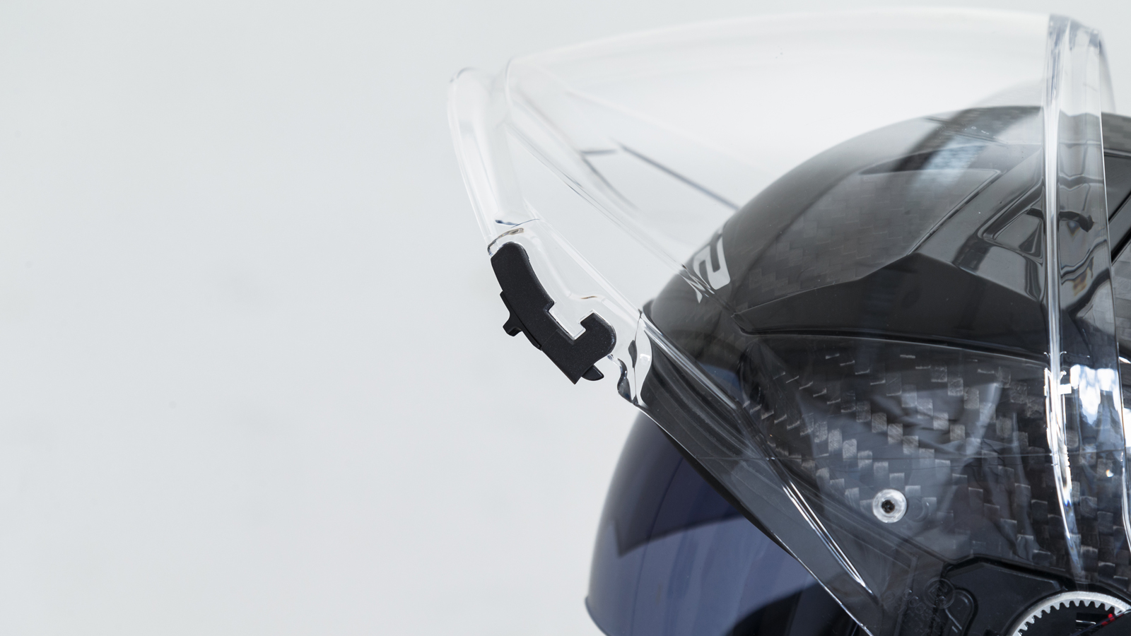 Test LS2 Infinity II Carbon: Το μοναδικό ανθρακονημάτινο jet με 4 κελύφη