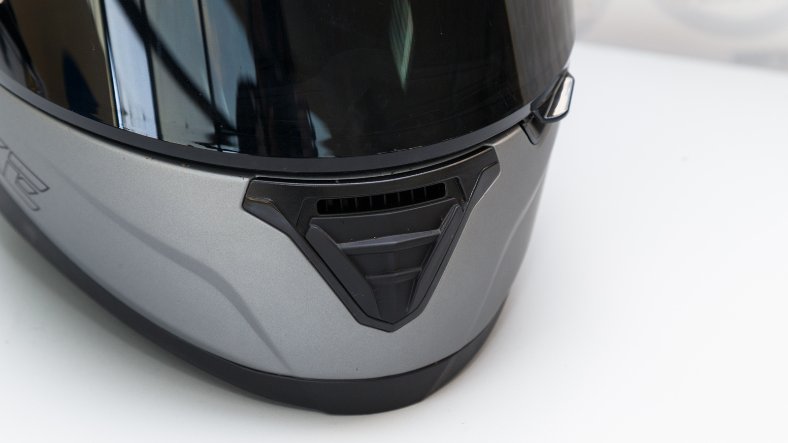 Test Pilot Snake SV: Με αποσπώμενη αεροτομή και δεύτερη φιμέ ζελατίνα