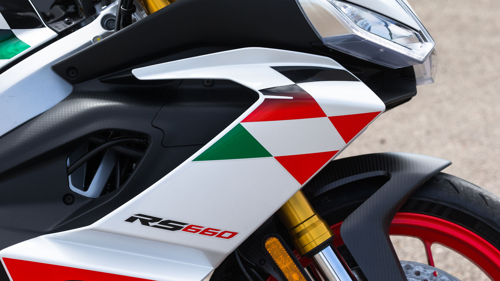 Aprilia RS 660 Extrema - Test  