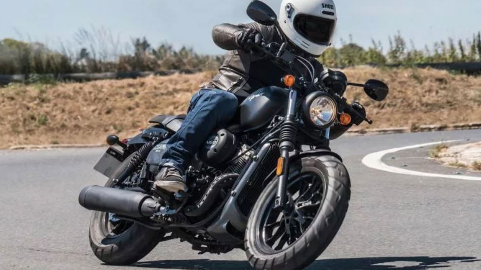 Hyosung Aquila GV 125/300: Με προηγμένους δικύλινδρους κινητήρες.