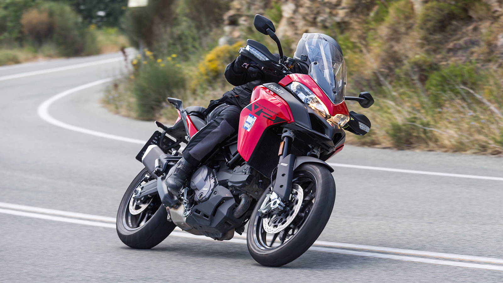 Ducati Multistrada V2 2022 - Test: Φλογερός χιλιομετροφάγος