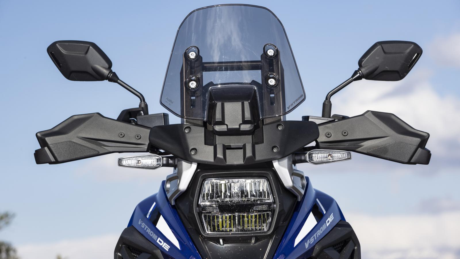 Suzuki V-Strom 1050 / 1050 DE: Οδηγούμε στο Λουτράκι