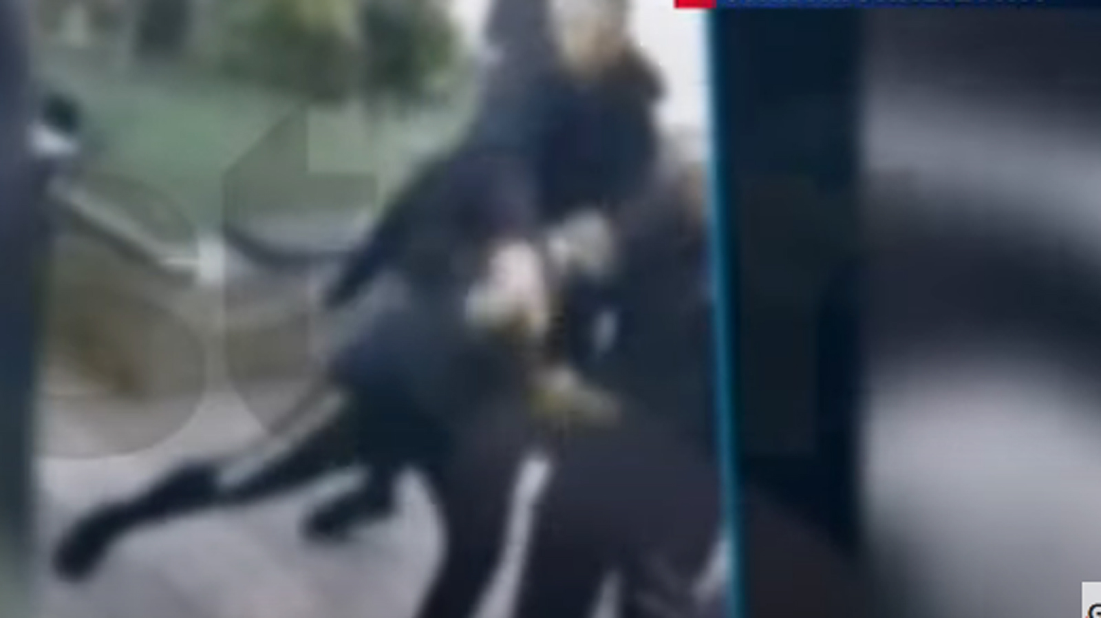 Αιγάλεω: Έδειραν ντελιβερά χωρίς λόγο (+ video)