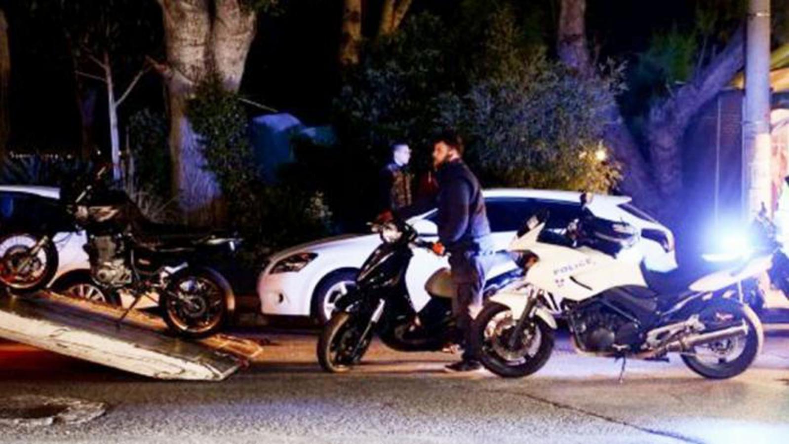 Παραλιακή: Ξηλώνουν πινακίδες και διπλώματα