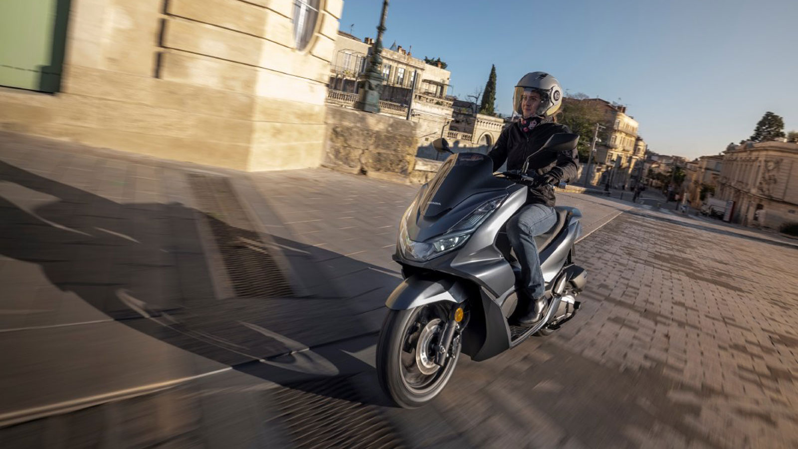 Ταξινομήσεις σκούτερ Σεπτεμβρίου: Στην πρώτη θέση το PCX 125