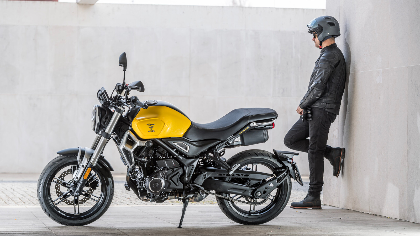 Voge 350 AC: Έφτασε στην Ελλάδα