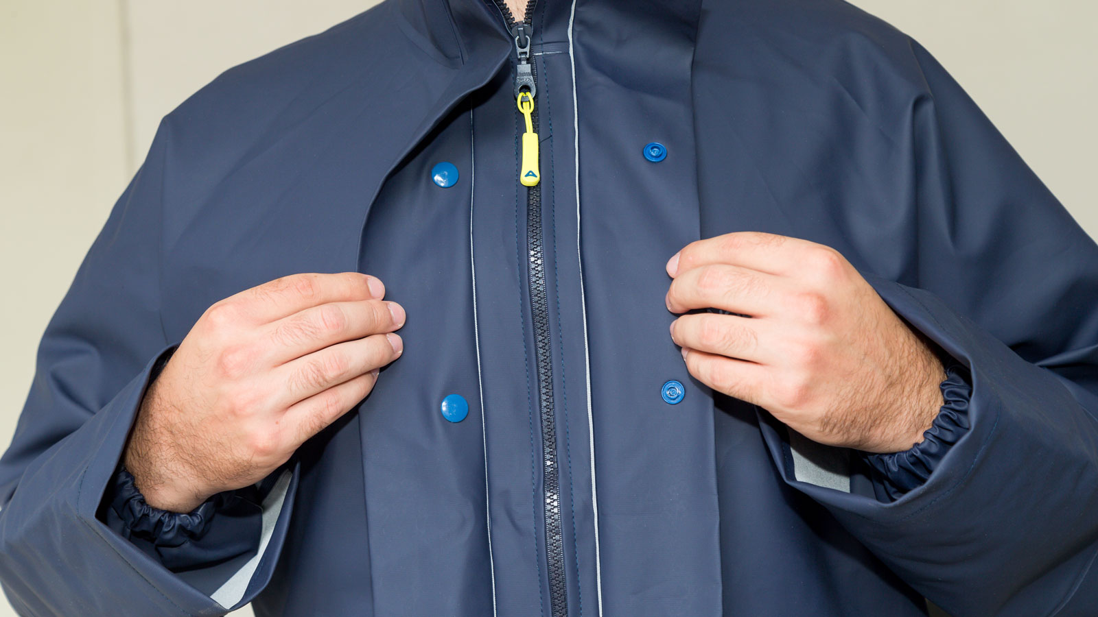 Δοκιμάζουμε το ελληνικό αδιάβροχο σετ Anorak Street Long