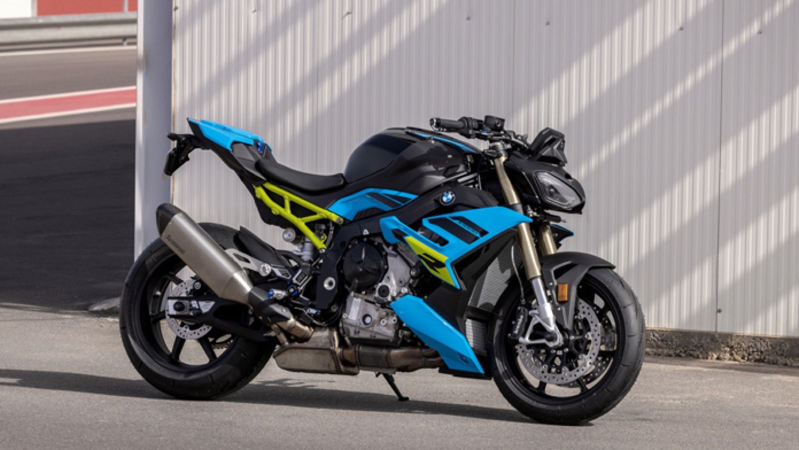 BMW S1000 και Μ1000: Ακόμα «πιο RR» το 2025