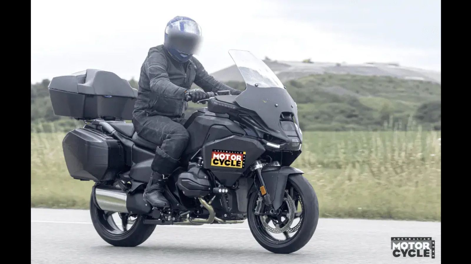 BMW R1300RT: Ανακοινώνεται εντός ολίγου μεγαλύτερη και πλουσιότερη