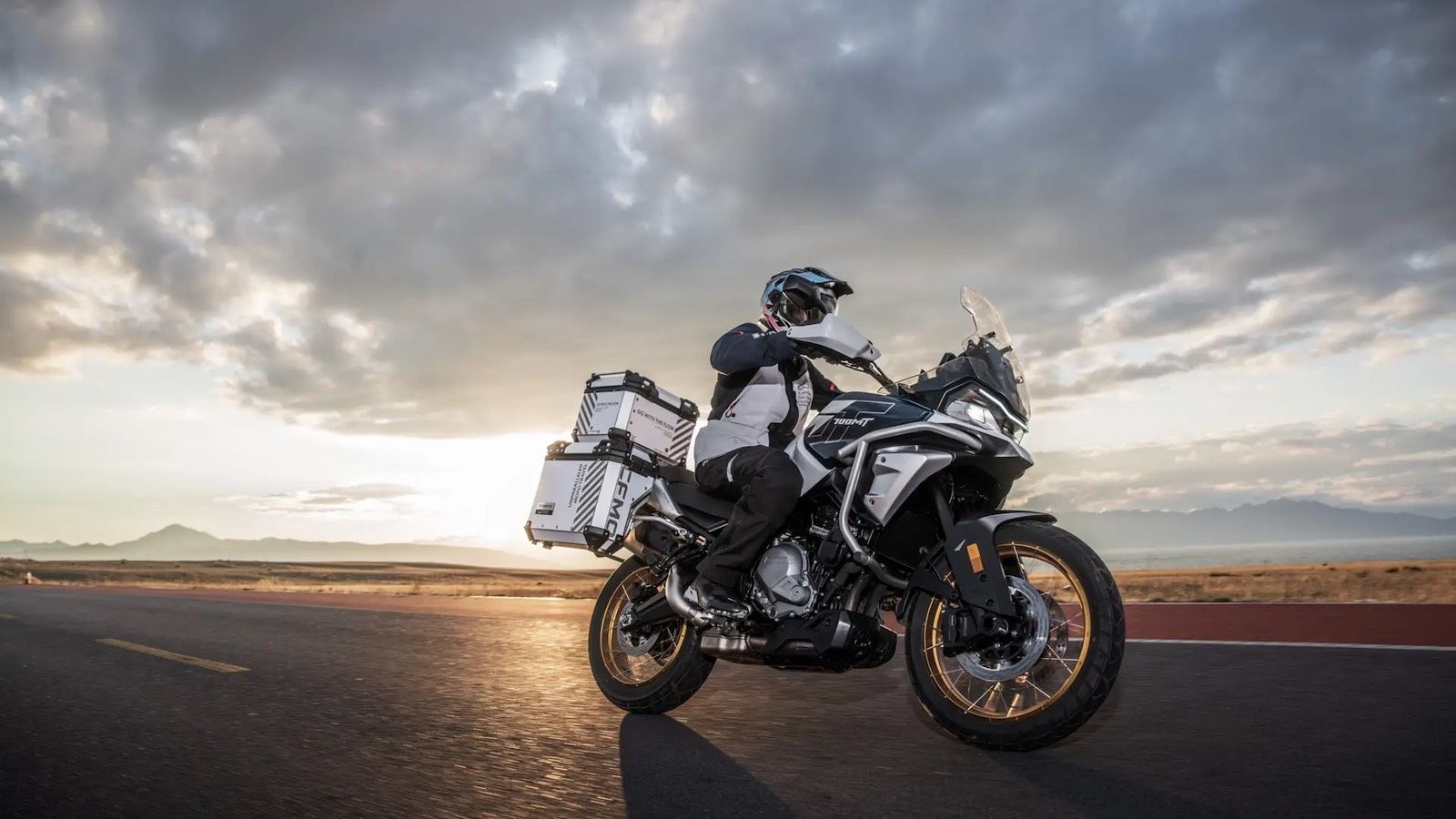 EICMA 2024: CFMOTO 700MT