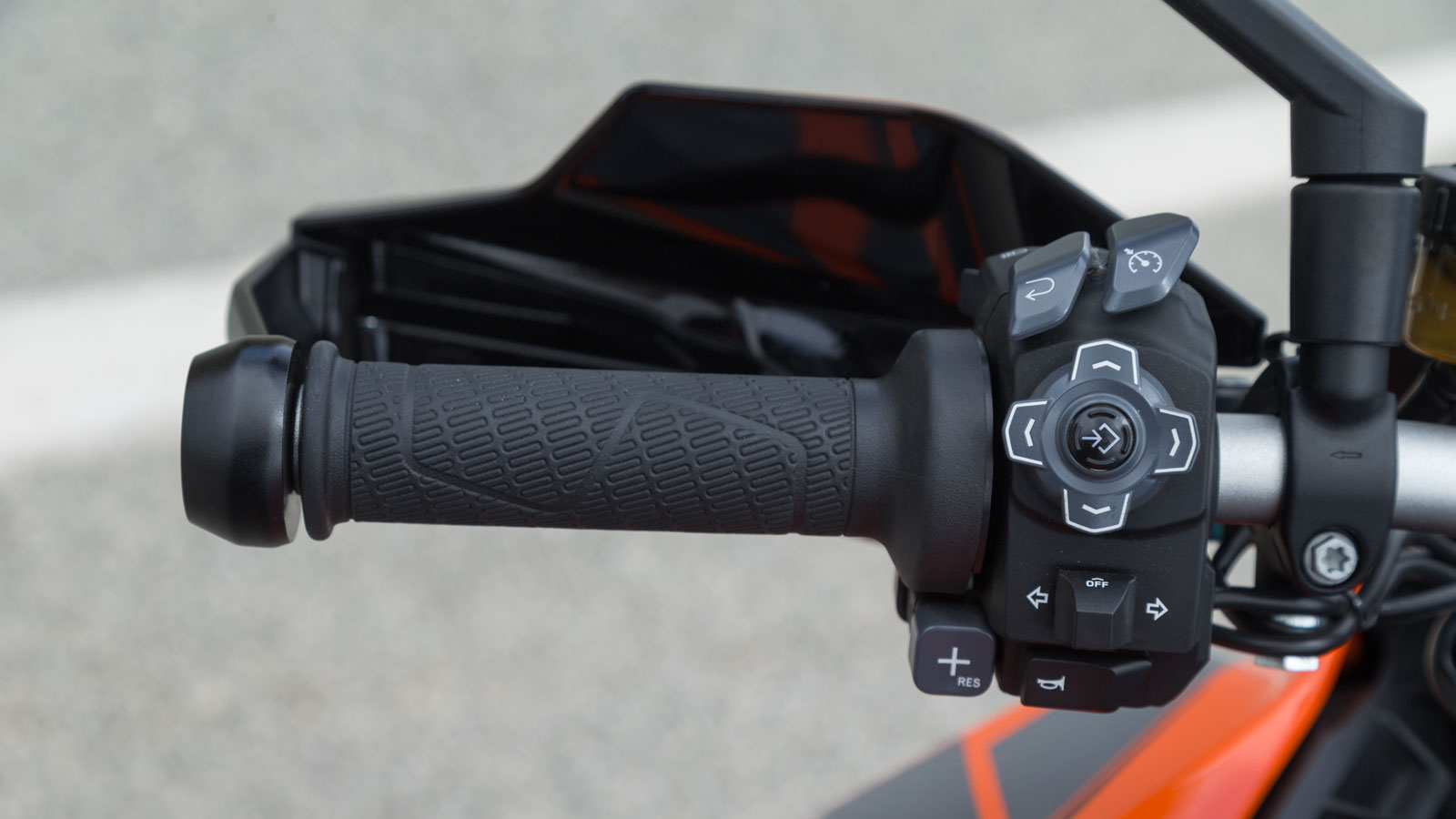 KTM 1290 Super Duke GT - Test