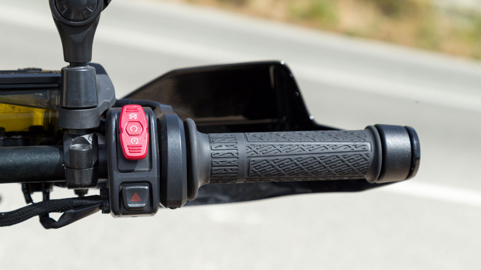 Δεξιός διακόπτης.