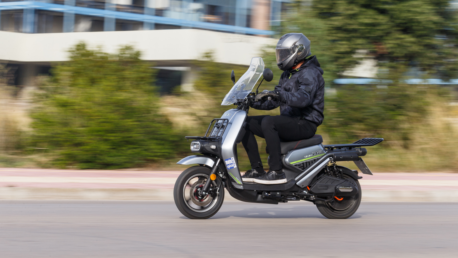 Ηλεκτρικά scooter ιδανικά για Delivery, με μεγάλη αυτονομία