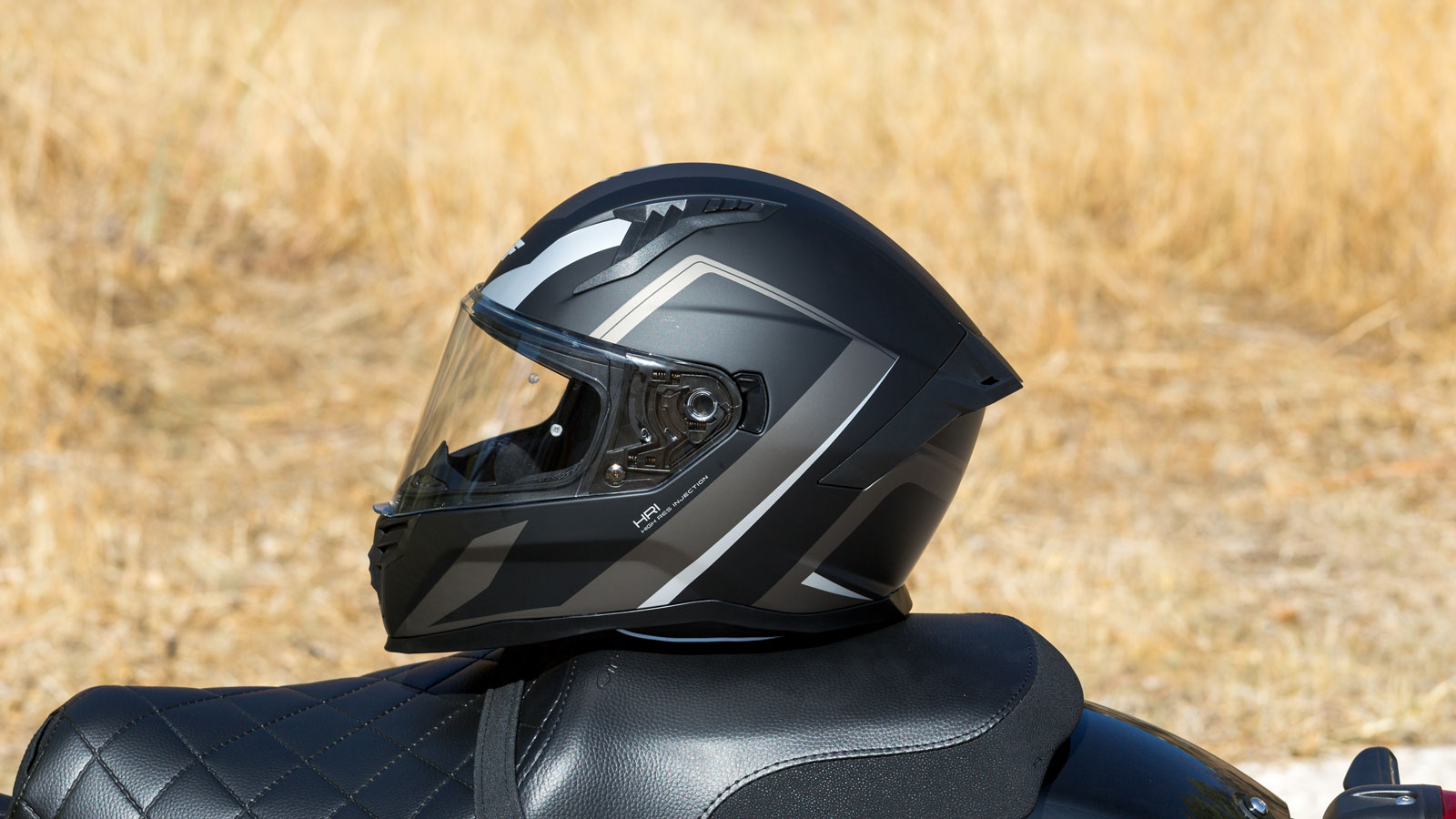 Test FSD FS-910: Από τα πιο προσιτά Full Face της αγοράς, με σπορ εμφάνιση