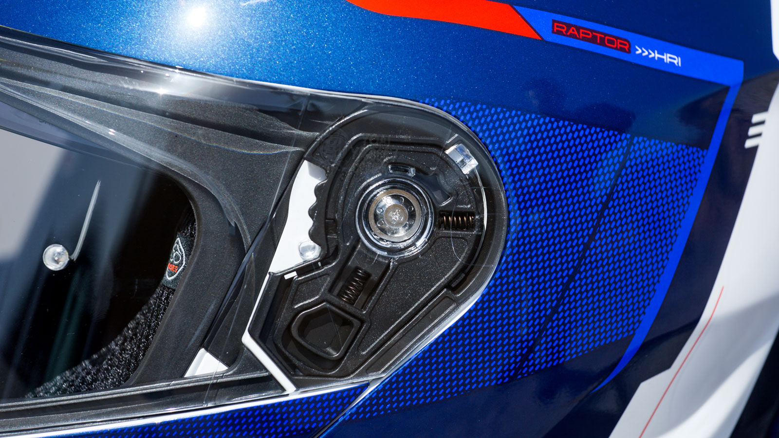 Test FSD FS-967: Ανοιγόμενο κράνος προδιαγραφών 22.06 στα 92 ευρώ 