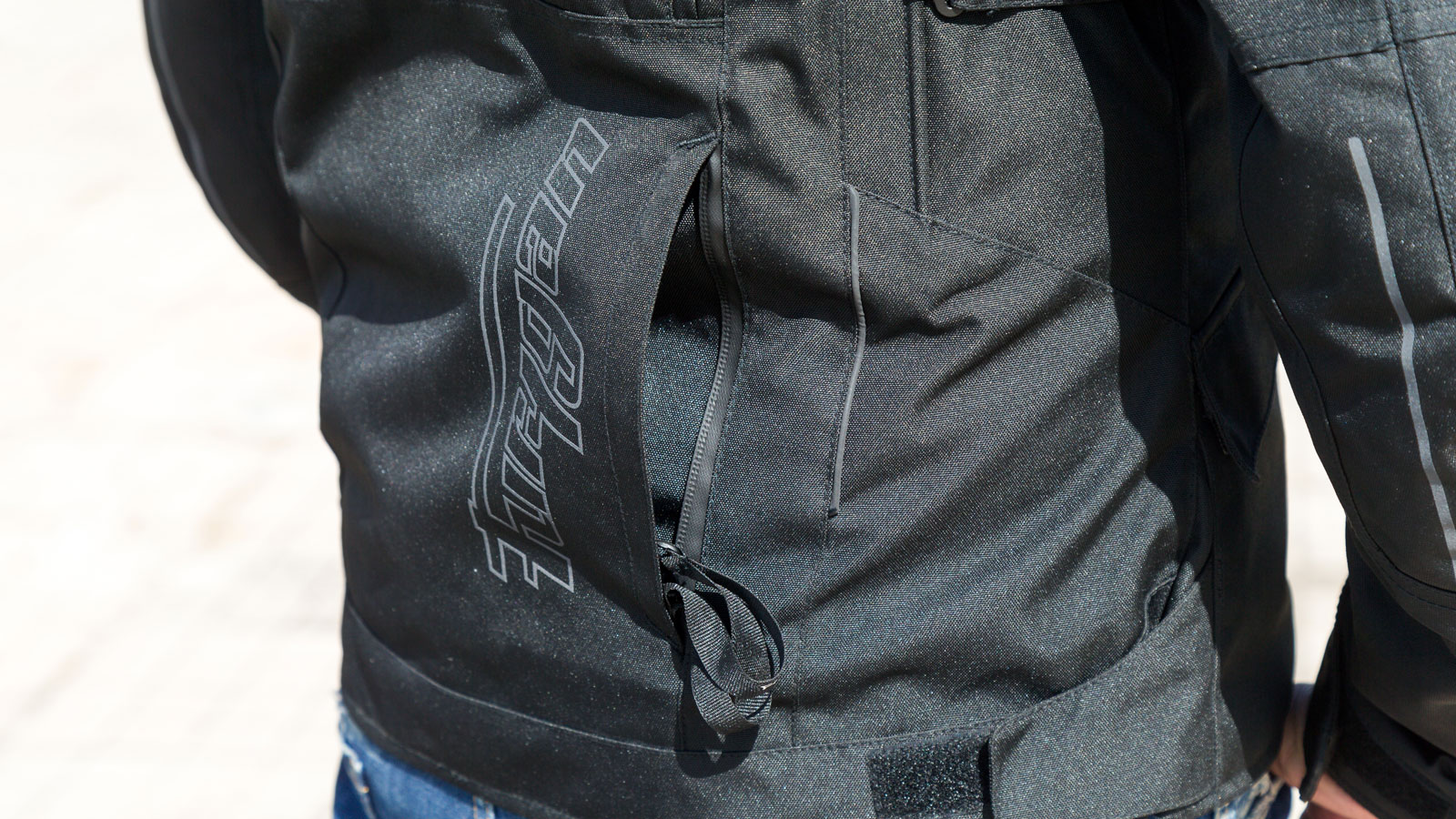 Test μπουφάν 4 εποχών Furygun Brooks: Το φοράς όλο το χρόνο 