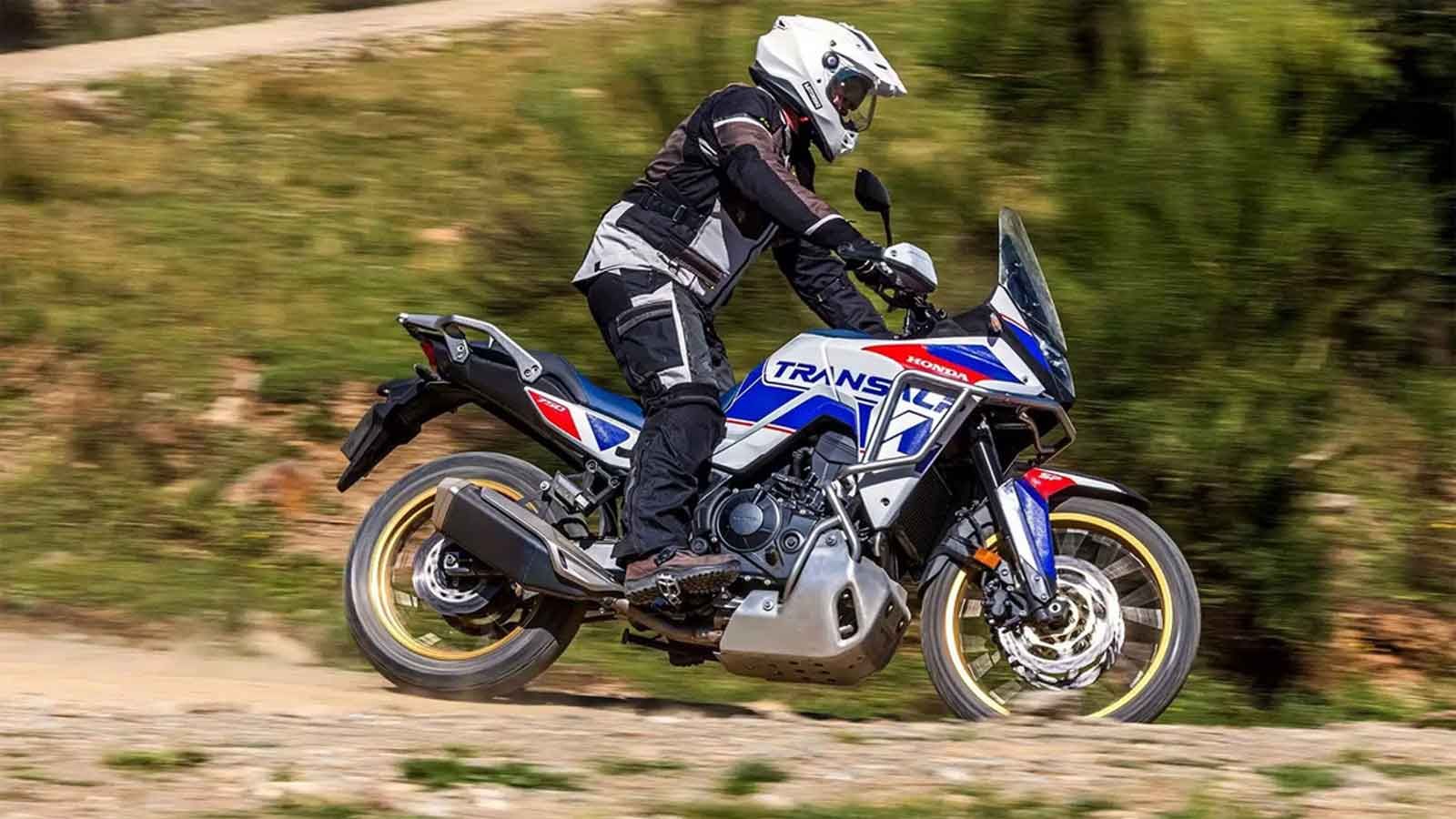 Ειδική (μόνο στο μάτι) έκδοση Honda Transalp SP