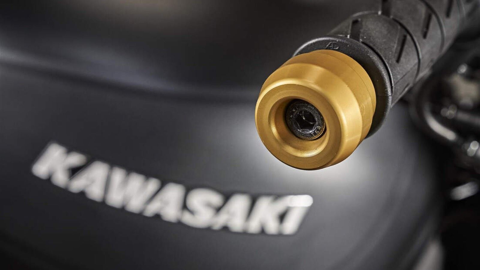 Kawasaki Z900RS SE Limited Edition: Η δίτροχη «τούρτα» για τα 50 χρόνια Kawasaki Γερμανίας