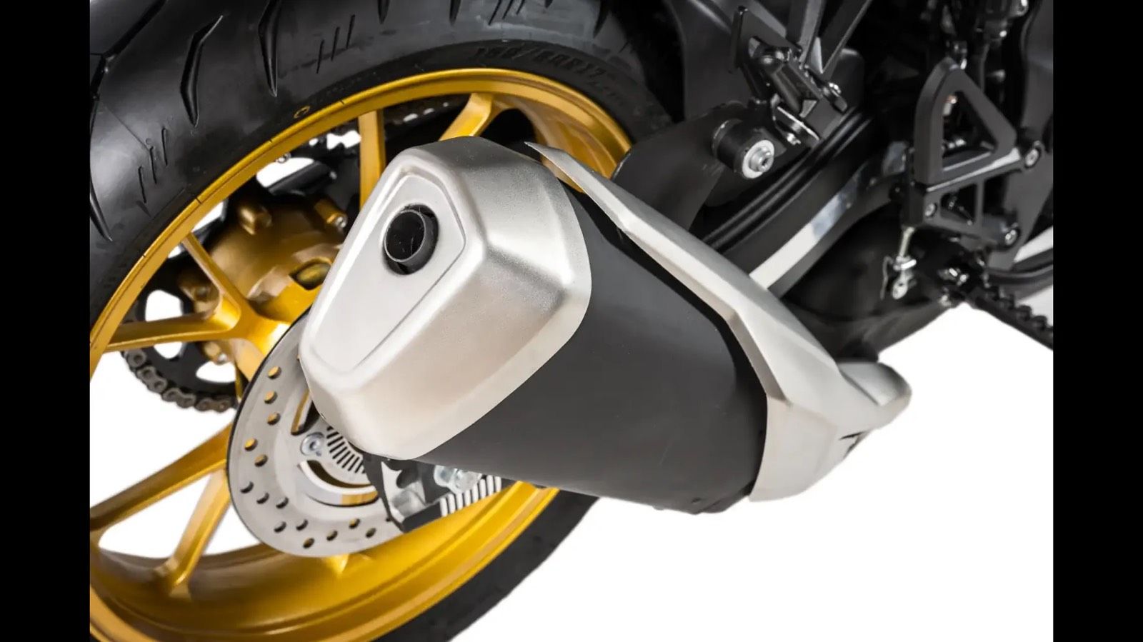 Keeway RKR 350: Με ιταλική επιρροή και 39 ίππους σε 165 κιλά