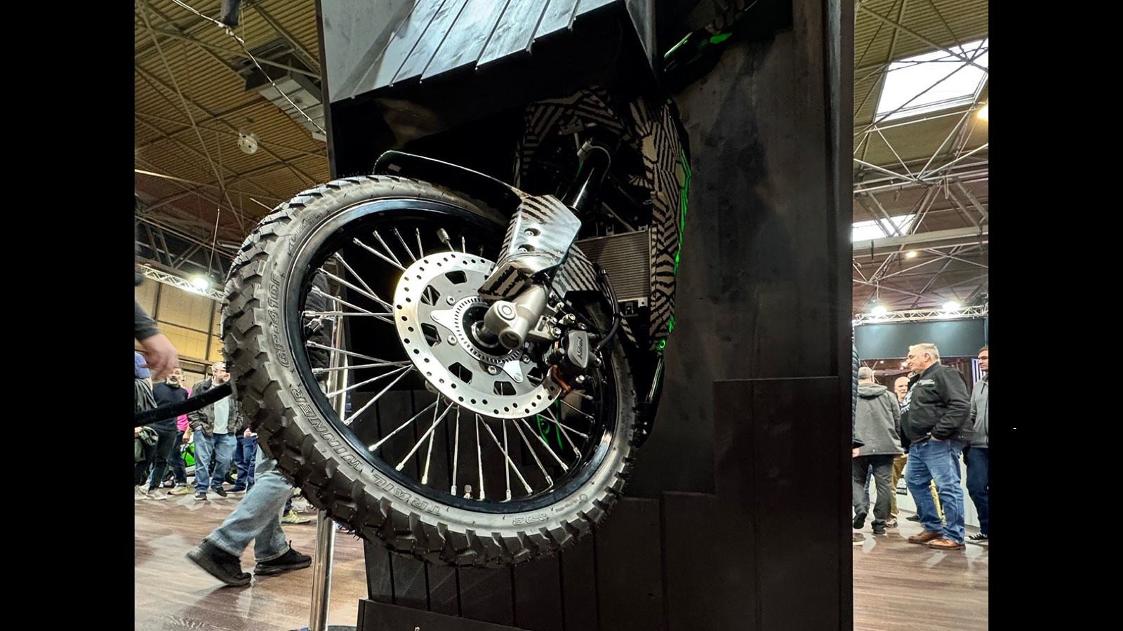 Επαναφέρει την KLE η Kawasaki;