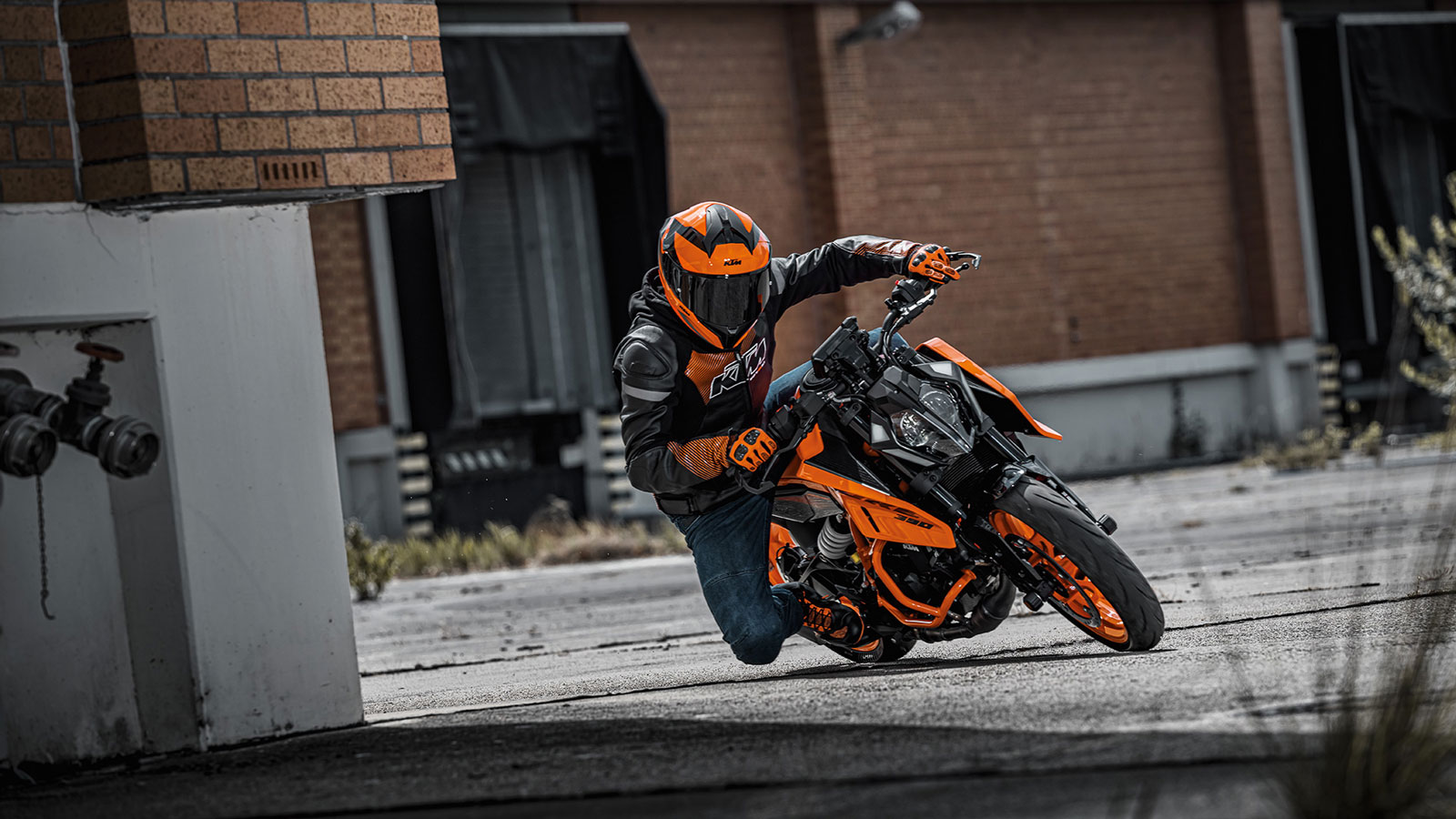 KTM 390 Duke: Ολική ανανέωση για το αυστριακό γυμνό